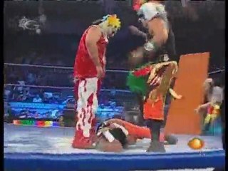Psycho Clown vs Damián 666, Halloween, X-Fly