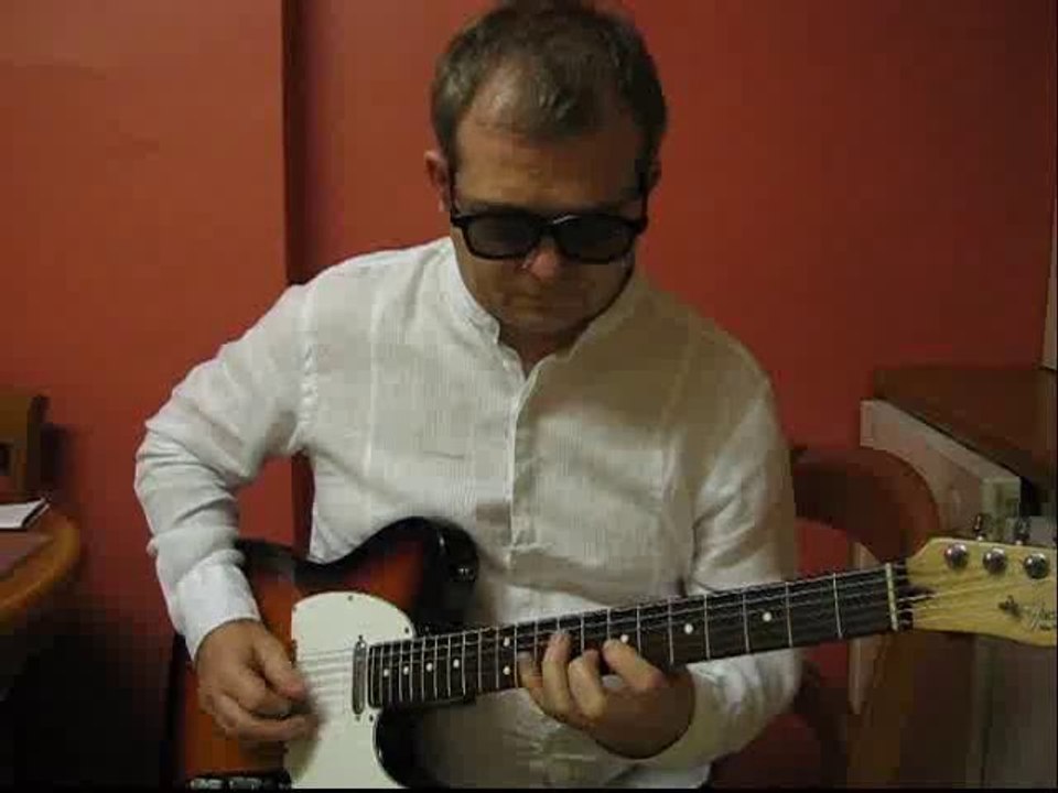 Buddy Holly Crying Waiting Hoping Solo Play Through