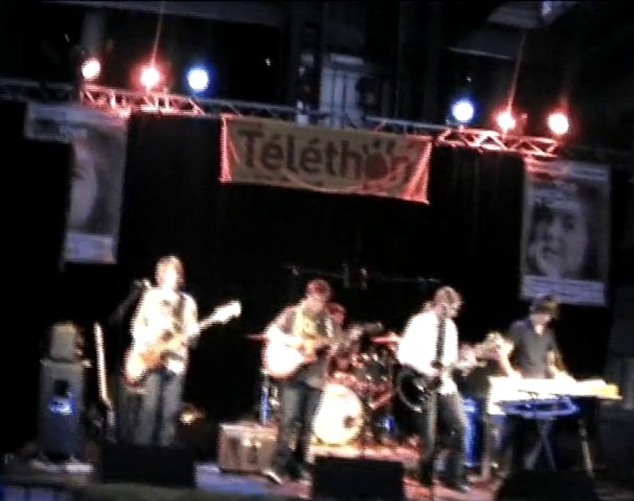 Timeless - Bug [compo] (04/12/2010)