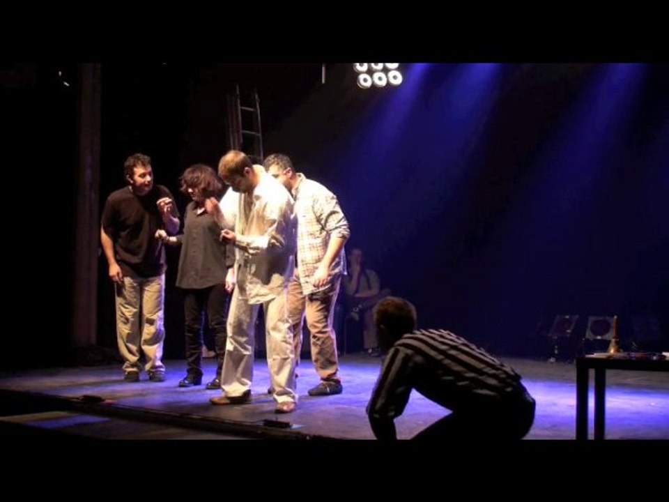 Le Minou sort ses chatons - Cadavre exquis