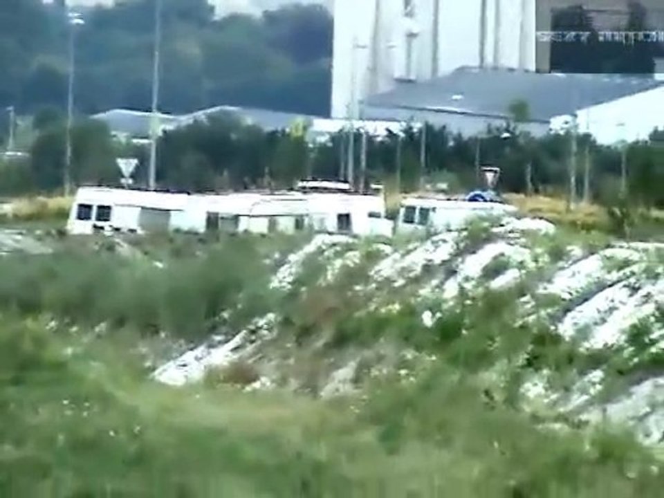 WHEELING STOPPIES KAWASAKI Z750 YAMAHA FZ1 Z750BOMBERMIKE SE