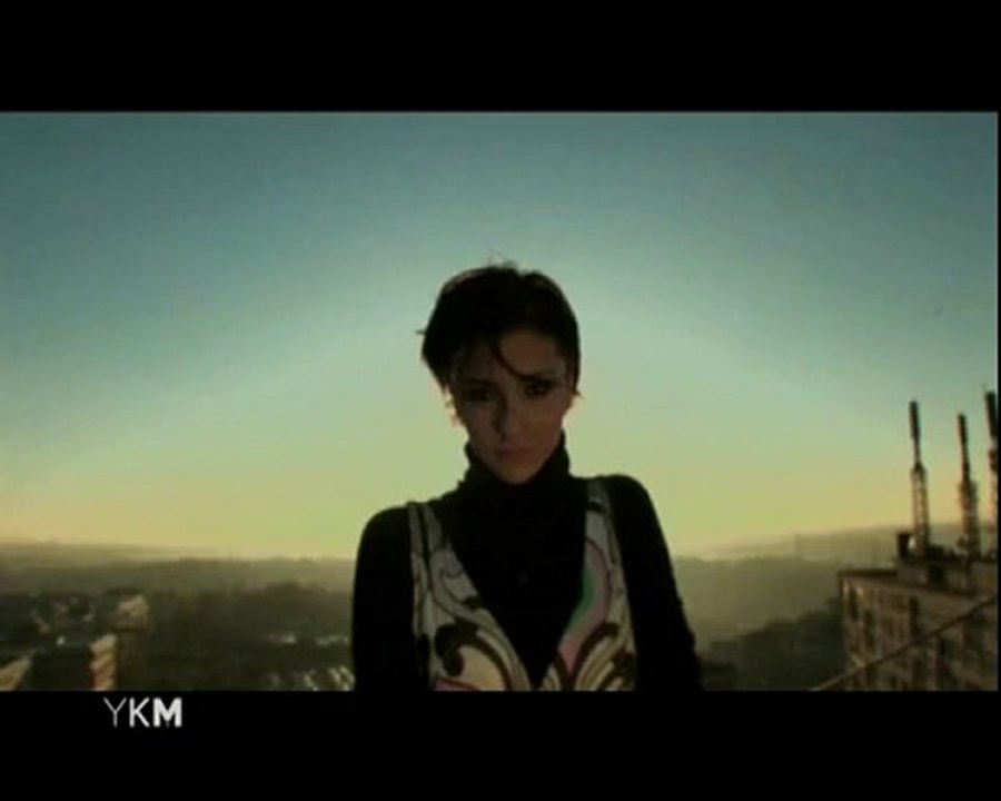 Badem   Özlem Tekin - Kalpsiz