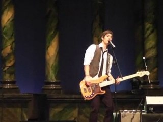 UN NEN, UN SOMRIURE Teràpia de Shock - 2