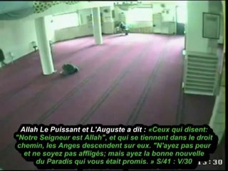 Mort en direct dans une mosquée