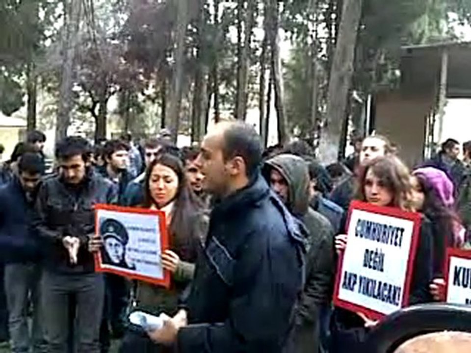 DEÜ Cumhuriyetçi Düşünce Topluluğu Standı Açıldı!