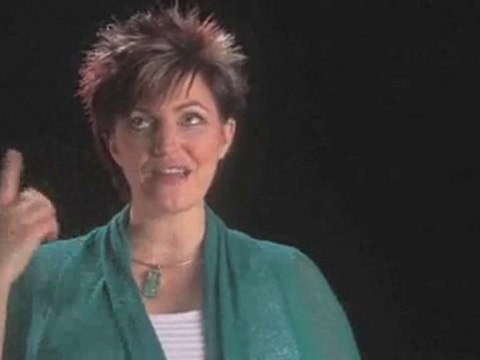 Developing Psychic Abilities : How can paying attention to random thoughts and feelings strengthen my psychic awareness?