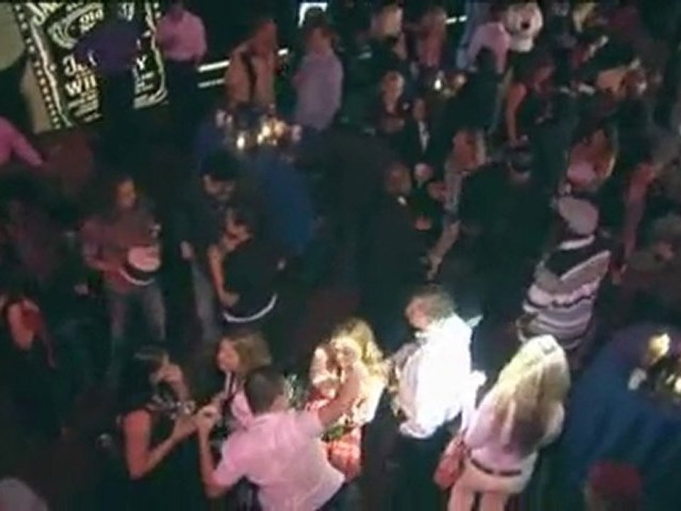 Nightlife VIPs : What happens in the VIP lounge of a club or event?