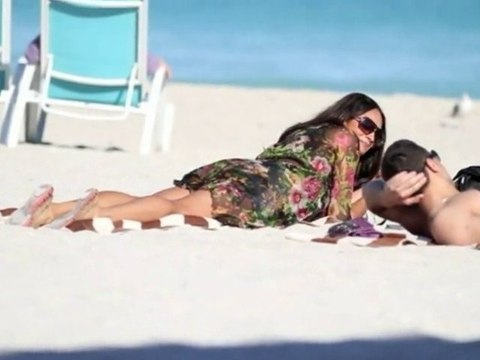 Alesha Dixon is strictly relaxing in Miami