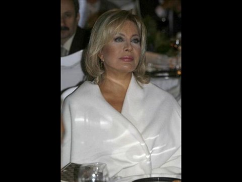 Emel Sayın - AH BU ŞARKILARIN GÖZÜ KÖR OLSUN