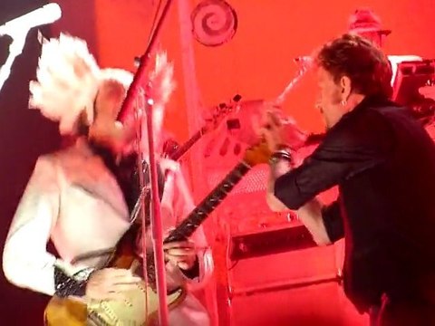 -M- (Matthieu Chedid) et Johnny Hallyday : Tanagra live