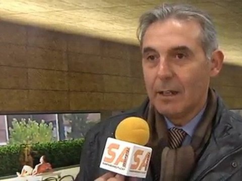 161210 Enric Llorca visita les obres de la piscina