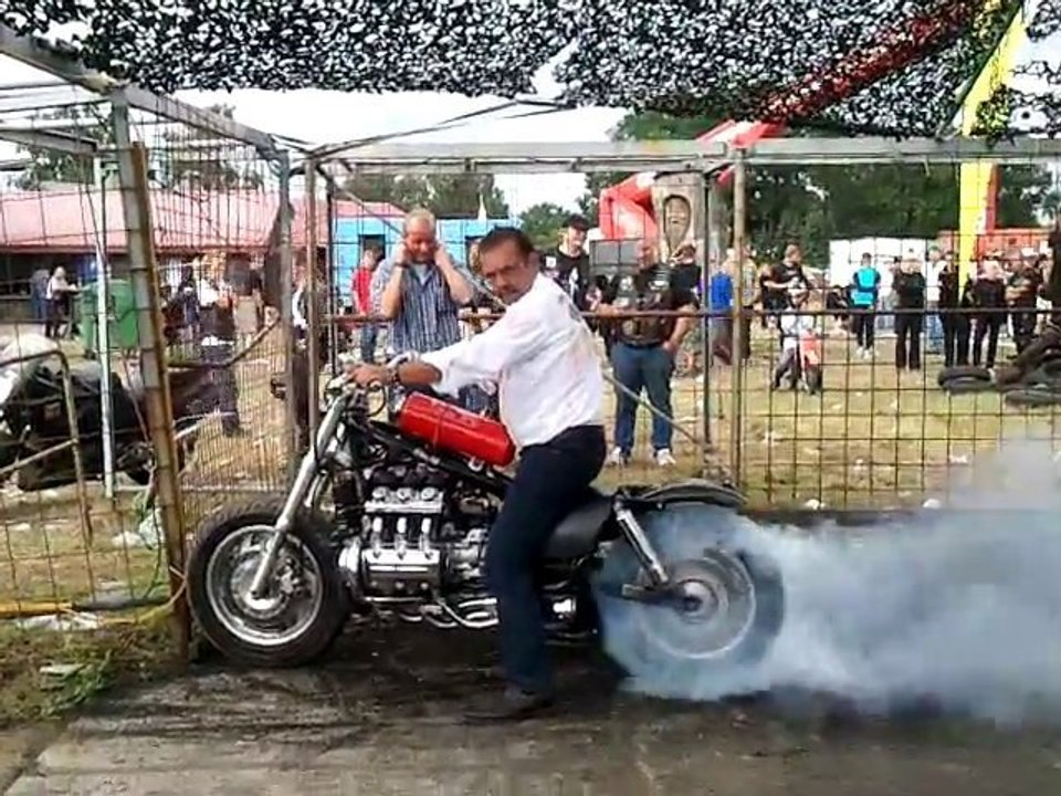 video-2010-08-14-16-57-49