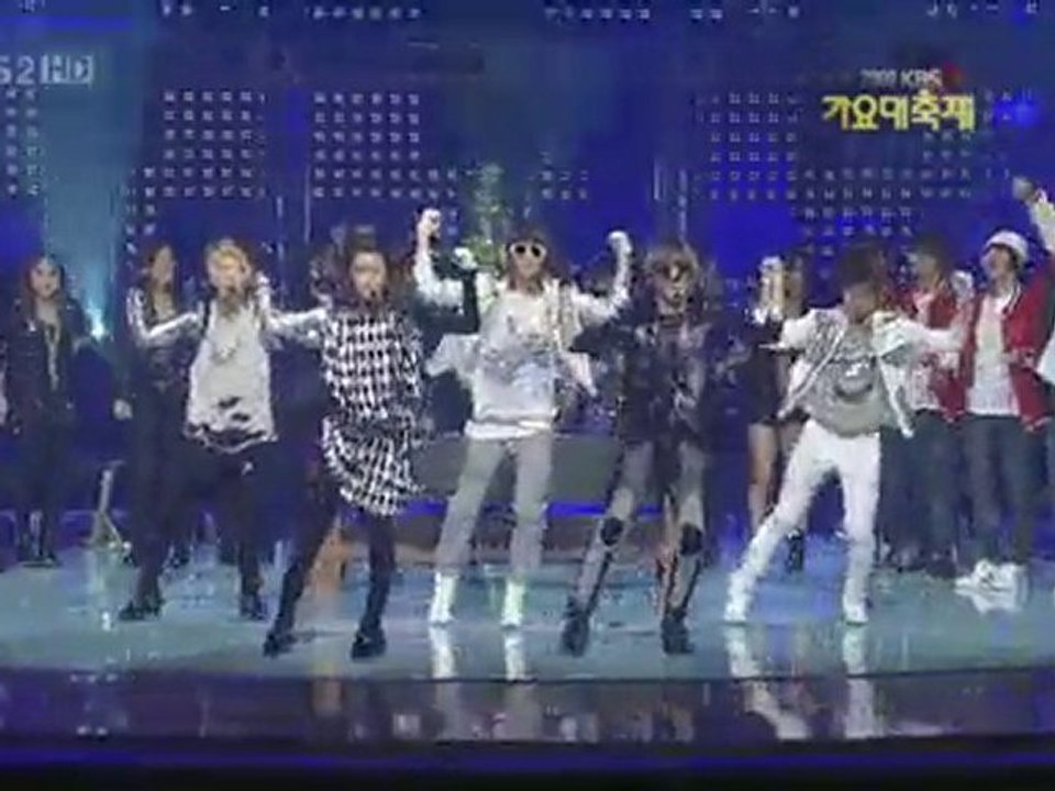 091230 SHINee Cover - Just Dance (LadyGaga)