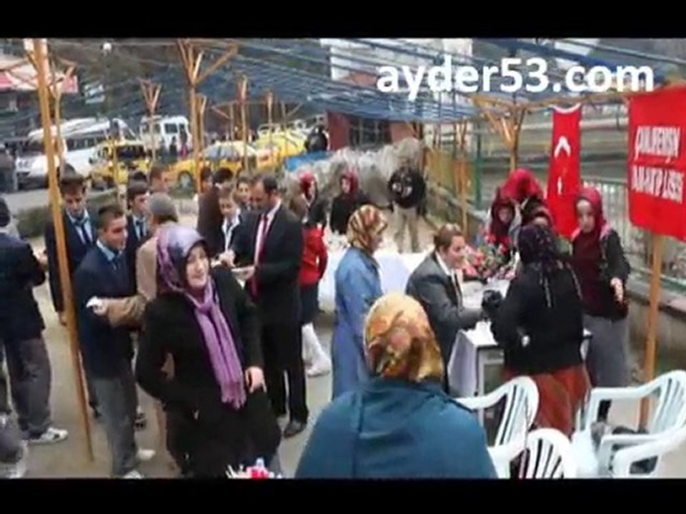 camlihemsin_imam_hatip_LİSESİ_asure_dagitimi