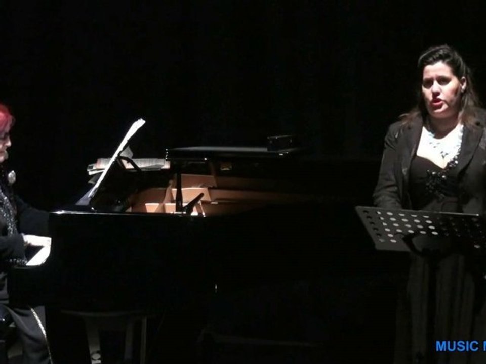 Près des Remparts de Séville par l'Ensemble GUILMAULT