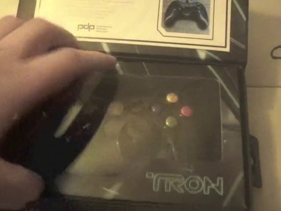 Deballage manette collector xbox 360 édition limitée Tron