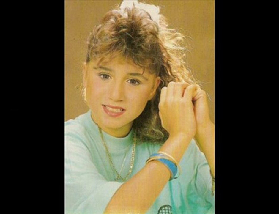 Ceylan - Yalnız Beni Sev