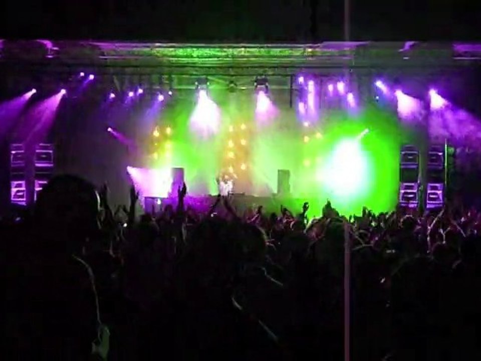 Laurent Wolf en prestation à Pamiers avec Alive