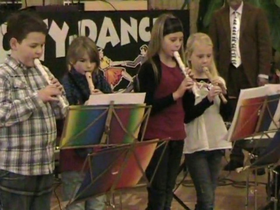 Weihnachtskonzert Musikschule Mücheln Flötengruppe -2-