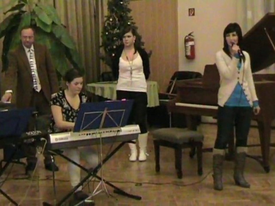 Weihnachtskonzert Musikschule Mücheln, Nora Gesang - 2 -