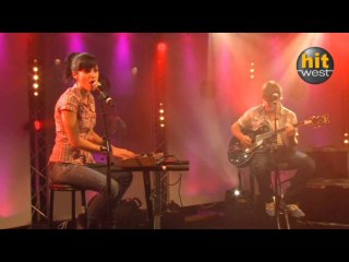 SUPERBUS - Mes défauts (backstage 2010)