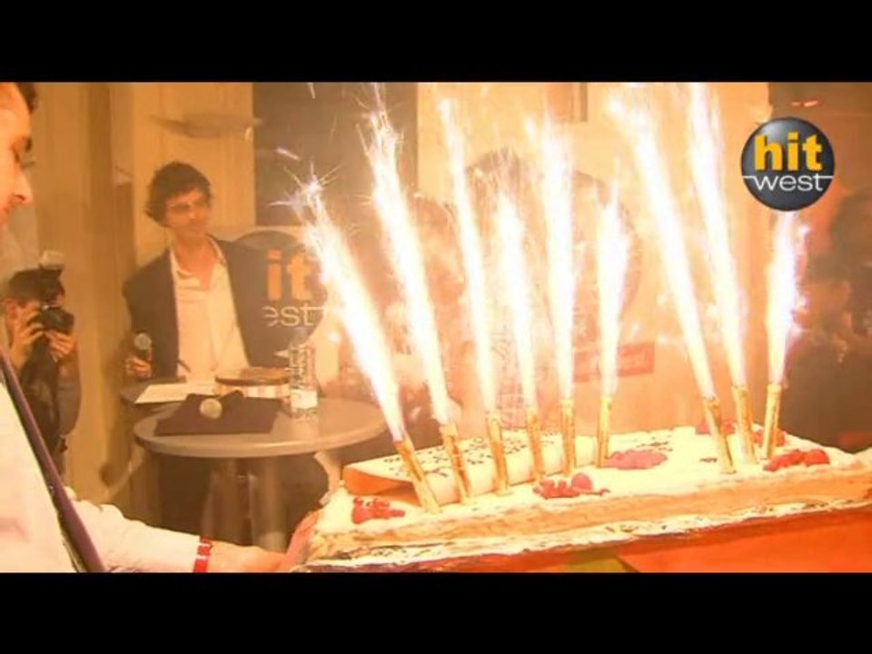 SUPERBUS - 10 ans ! (backstage 2010)