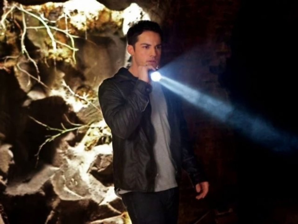 The Vampire Diaries - Episode 11, Season 2