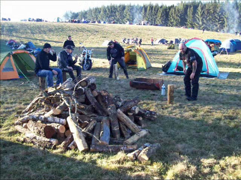 sortie des Motorigoles aux millevaches 2010