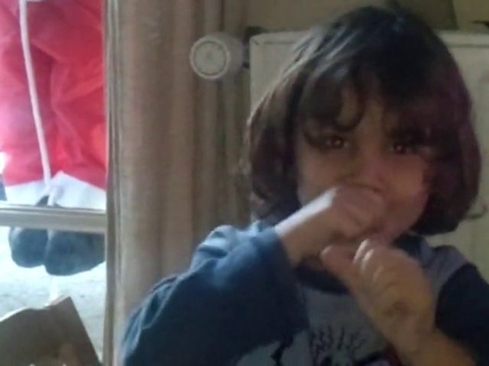 Zaz " je veux" remix par Djilani 4 ans et demi.