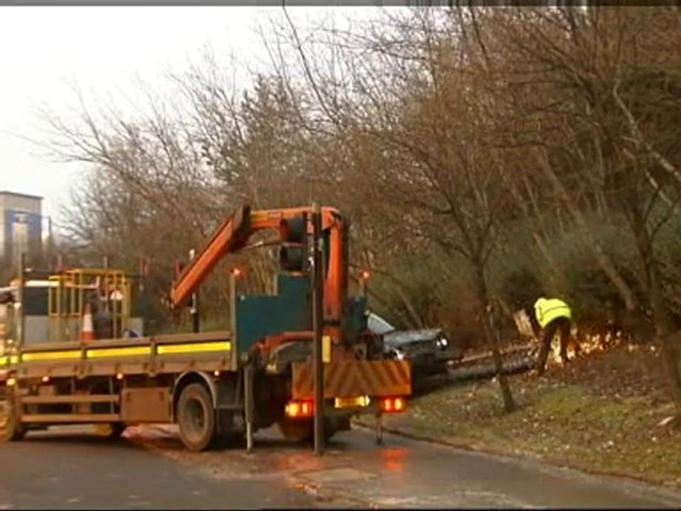 Two students dead after car mounts pavement