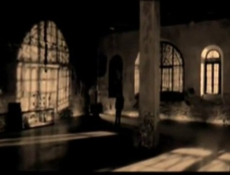 Kahraman Tazeoğlu _ Yağmur Kaçağı