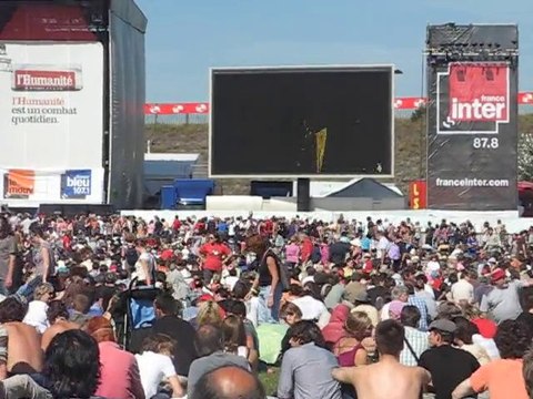 (1) Hommage à Jean FERRAT à la fête de l' Humanité 2010