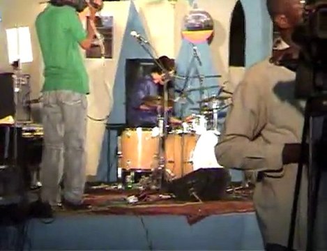 Mathieu Boogaerts. Duo à Khartoum. 2006