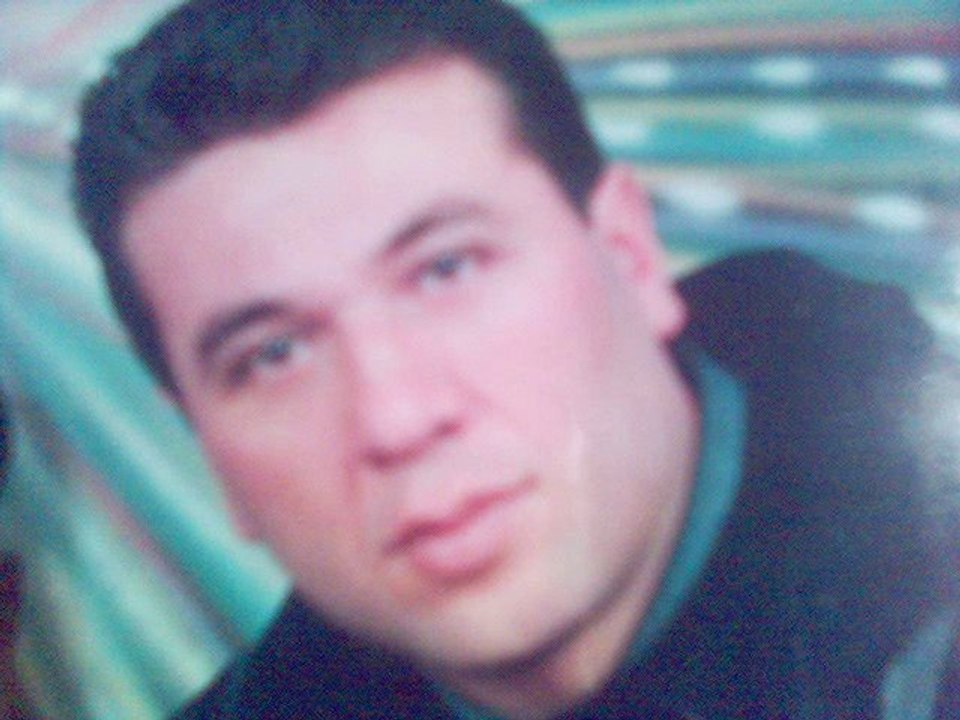 Olurda ölürsem   !beni köyümün yagmurlarinda yikasinlar