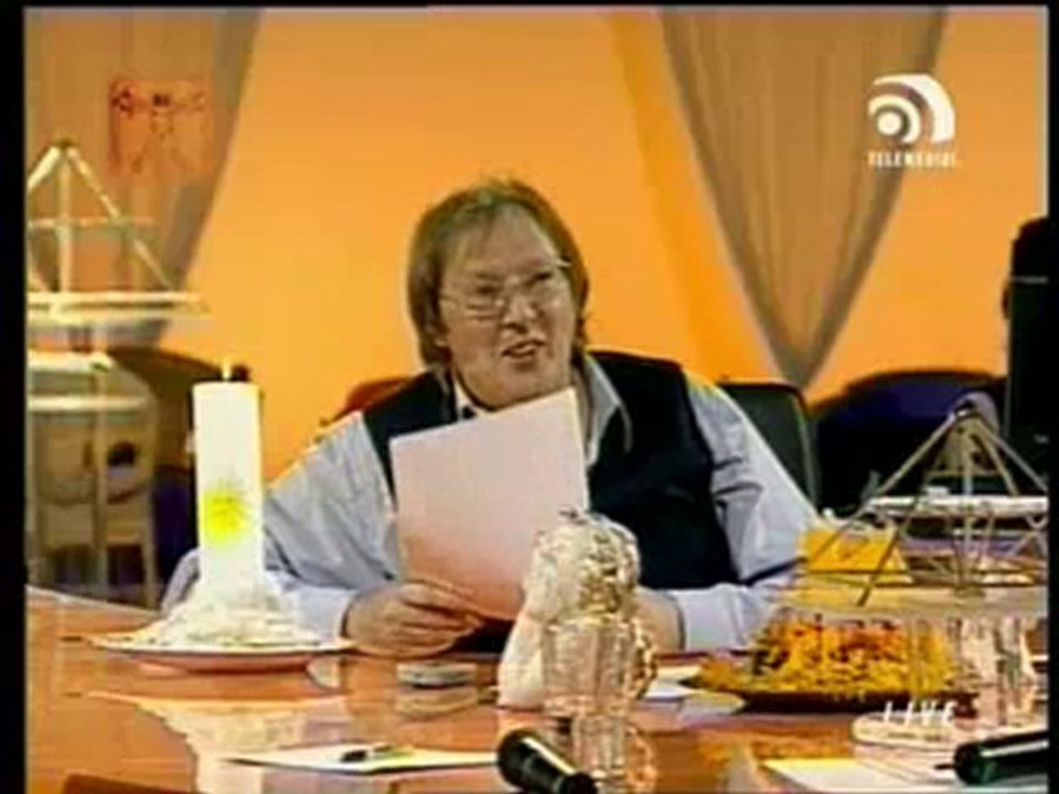 Das wars: Hornauer würgt Helga einfach ab!