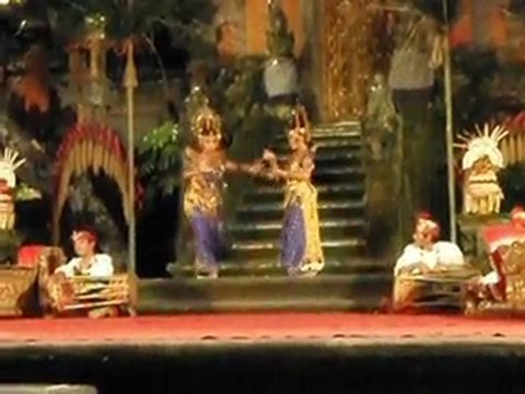 Bali - Ubud - Gamelan et danse traditionnelle - 2009