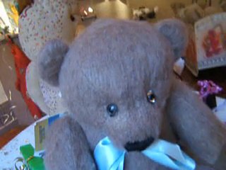 DSCF59022010 ours expo villeneuve de berg peintures et ours