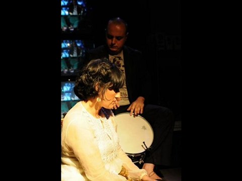 Ayşe Nur Yağız ' Senden Bilirim Yok Bana Bir Faide Ey Gül '