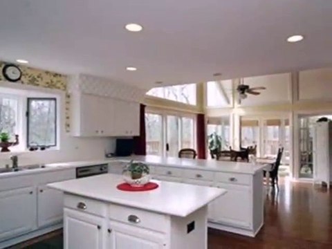 Homes for Sale - 220 Norwich Ct - Lake Bluff, IL 60044 - Coldwell Banker