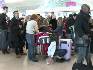 Roissy: trafic aérien fortement perturbé par la neige