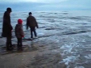 a la plage sur les rochers