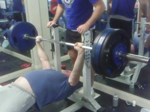 Drop set, 125kg by 6 reps, bench press, age 40, body weight