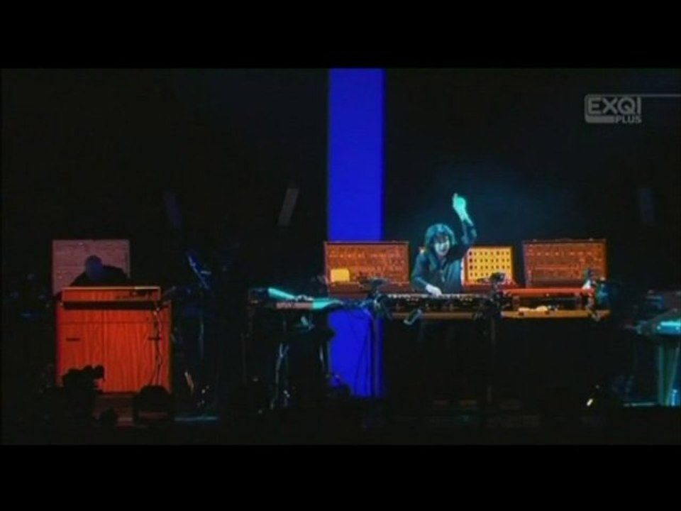 Jean Michel Jarre 2010 - Extraits dvd - Partie 2