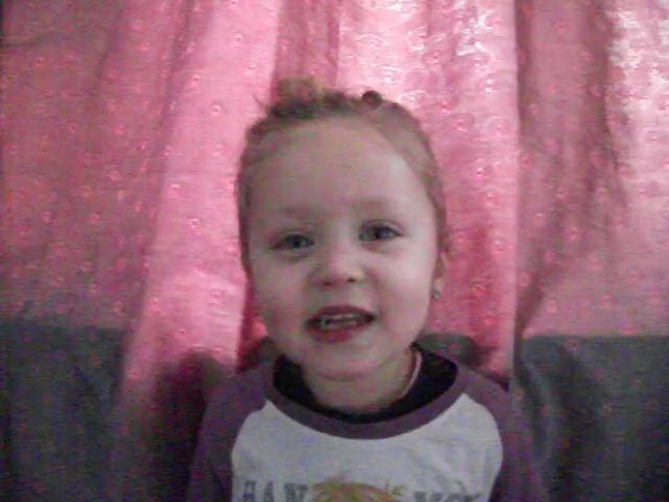 Jayden Chante Petit Papa Noel