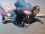 Saut en parachut au RALENTI