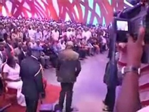 Laurent Gbagbo - Standing Ovation