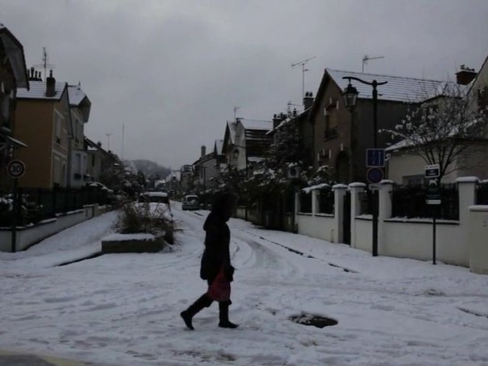 Neige à Bourg-la-Reine