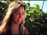 A Hawaii Minute with Sally Fitzgibbons!