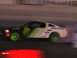 Drift Ford Mustang Donuts & Burnouts