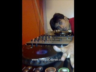 Beginner DJ Tutorials: Learn the Basics and Start Mixing Today 🎧